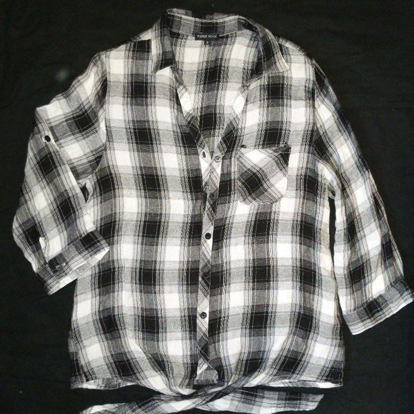 4/$20 | Black & White Plaid Button Up Shirt with tie knot on front bottom - Picture 1 of 10
